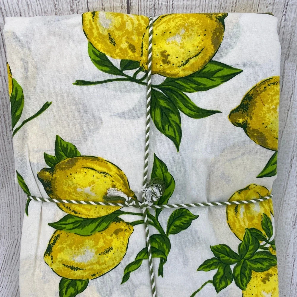 April Cornell Tablecloth 60x102 Lemon White Yellow Cotton Citrus Fruit Print